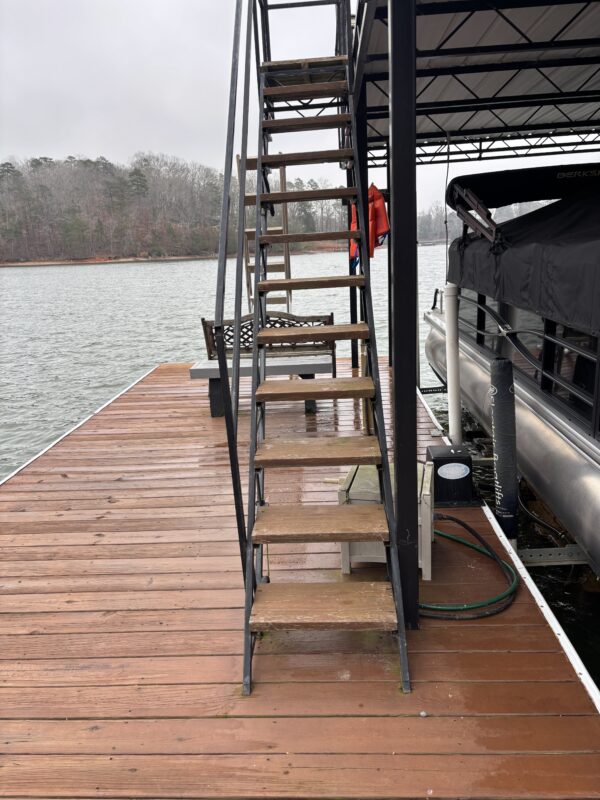 24' x 28' Flat Top with Sundeck Steel Dock - Image 2