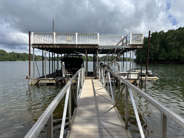 32' x 32' Flat Top with Sundeck Galvanized Steel Dock