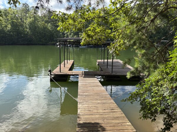 24' x 26' Flat Roof Steel Dock